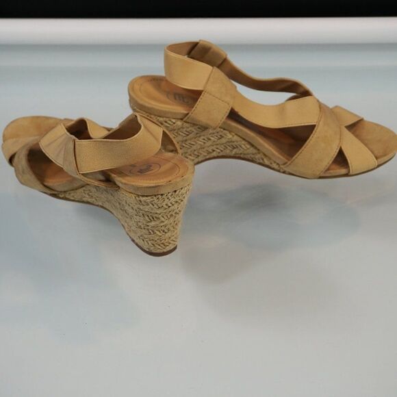 Mootsies Tootsies Mostriding Espadrille Wedges Womens Shoes - Picture 5 of 9